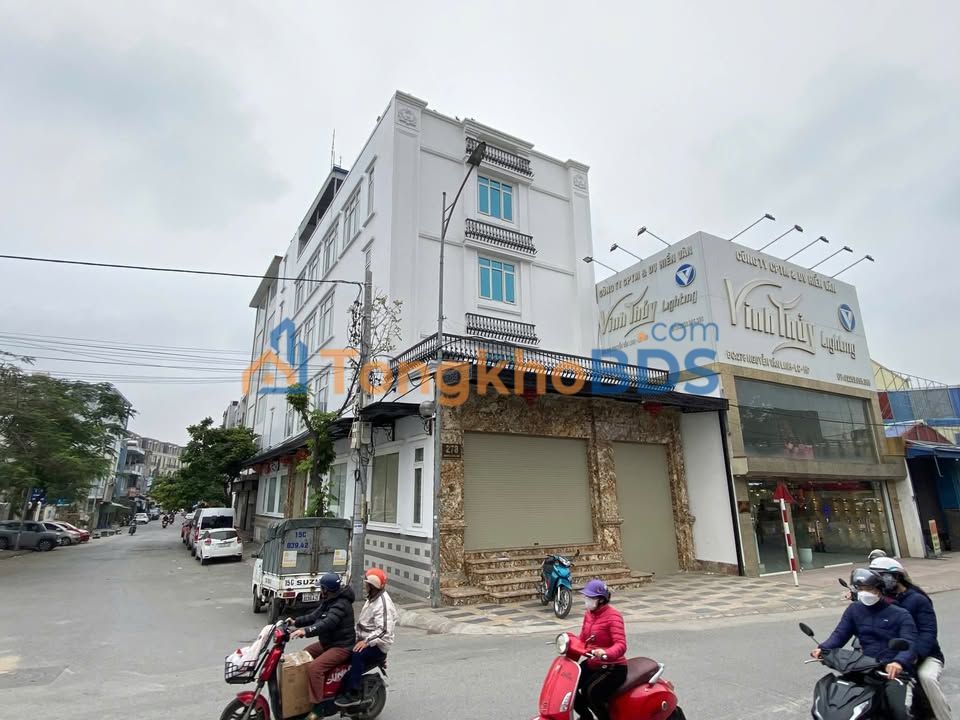 Cho thuê nhà lô góc mặt tiền 35m Nguyễn Văn Linh, Hải Phòng - 1100m²