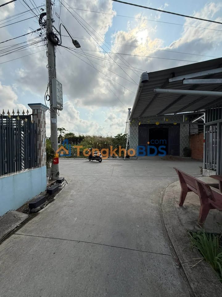 Bán Nền MT Nguyễn Công Trứ, P.8, Cà Mau - 120m² - Sổ Riêng, Giá Tốt