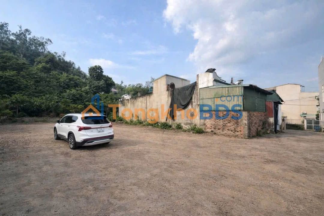 Bán Đất 106m² Đường Hồ Xuân Hương, Cẩm Phả - Sổ Hồng, Hướng Nam Mát Mẻ