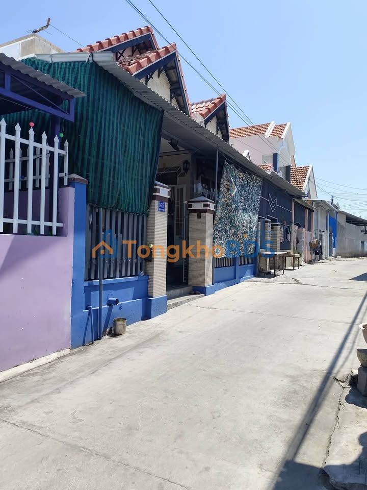 Nhà Cấp 4 Ninh Thủy 75m² Giá 1.99 Tỷ - Cách Biển Dốc Lết 270m