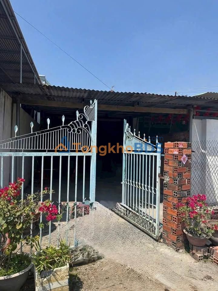 Bán Đất Tặng Nhà 157m² Hẻm 6 An Dương Vương, Tây Ninh - 900 Triệu