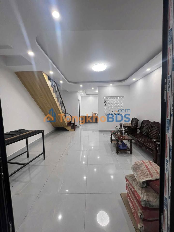 Nhà 52.5m² Nguyên Tử Lực, Đà Lạt - Giá 2.3 Tỷ, Sổ Vi Bằng