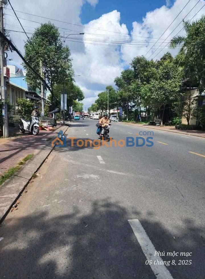 Nhà Mặt Tiền Nguyễn Đệ, Ninh Kiều: 148m² - 3 Lầu - Tặng Toàn Bộ Nội Thất