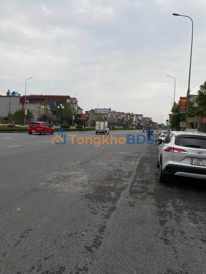 Nhà Mặt Tiền Nguyễn Văn Linh Hưng Yên 125m² Hướng Đông - Giá Thỏa Thuận