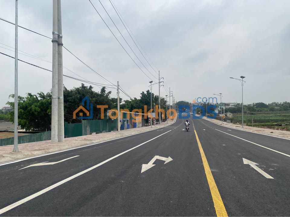 Nhà Mặt Tiền QL32 100m² - Sẵn Sàng Kinh Doanh Karaoke