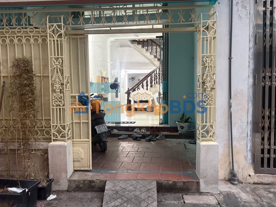 Bán nhà 2.5 tầng đường Trần Bích San, Nam Định - 66m², ô tô vào nhà