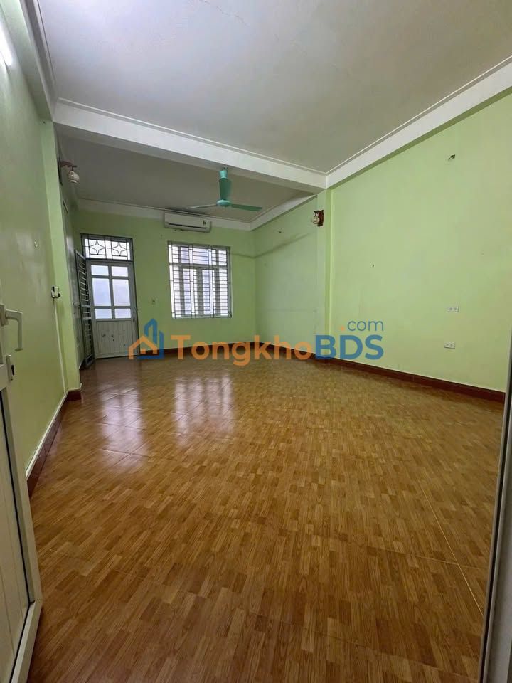 Nhà cho thuê Kinh Bắc, Bắc Ninh - 3PN, Vỉa hè rộng, 14 triệu/tháng