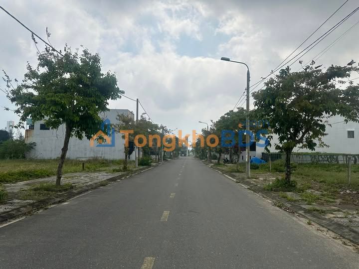Đất nền ONE WORLD Đà Nẵng - 90m² - Sát Cocobay - Giá 2.55 Tỷ