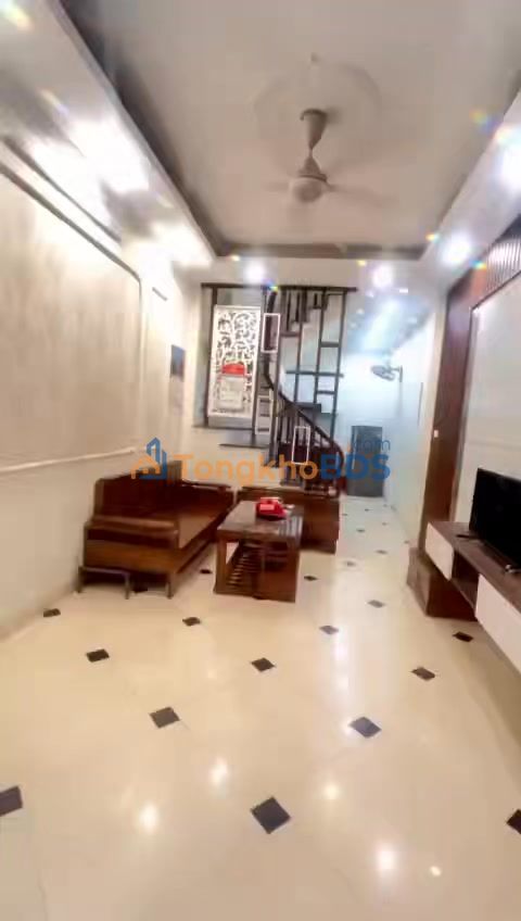 Cho thuê nhà 5 tầng 3 ngủ, Phương Canh, Nam Từ Liêm - 12 triệu/tháng