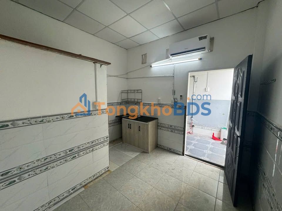 Phòng Trọ 28m² Lê Văn Quới, Bình Tân - Giá 2.39 Triệu/Tháng