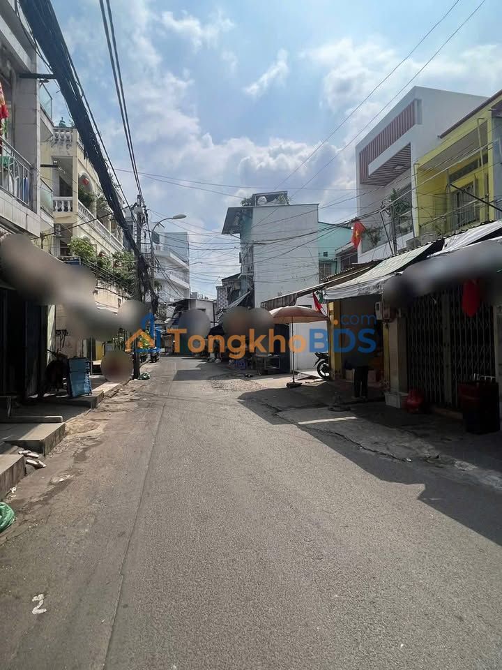 Nhà Hẻm 6m Lạc Long Quân P3 Q11 - 46m² Giá 7.3 Tỷ - Sát Mặt Tiền