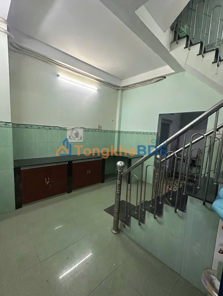 Nhà 3 Tầng Nở Hậu 80m² Lạc Long Quân, Quận 11 - Giá 7.5 Tỷ