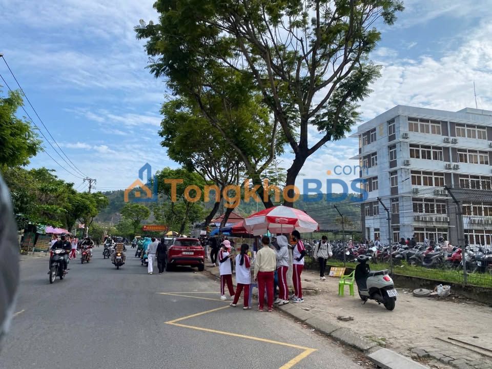 Nhà Mặt Tiền Hoàng Minh Thảo - Kinh Doanh Đắc Lợi 125m²