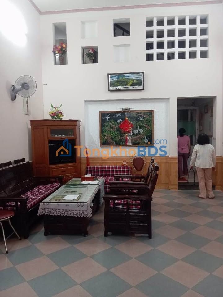 Nhà 3 Tầng Thang Máy 5PN Khép Kín - Phạm Văn Bạch, Hải Châu - 100m² - 11.8 Tỷ