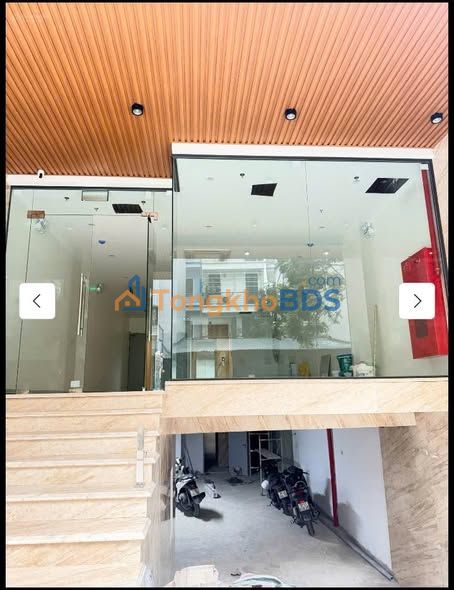 Tòa Building 9 tầng Lạc Long Quân, Tây Hồ - 960m² - 78 tỷ - Kinh doanh đắc lợi