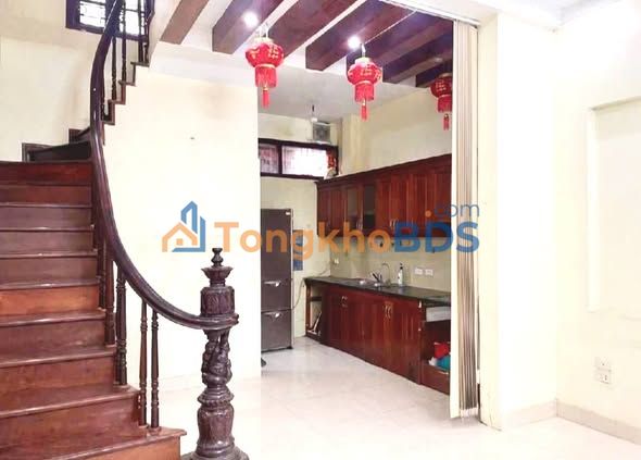 Nhà 39m² Hoàng Hoa Thám, Tây Hồ - Phù hợp 6 khẩu, 4 tầng, 8 tỷ