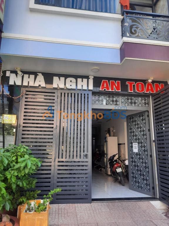 Nhà Mặt Tiền Kinh Doanh Đội Cấn, Ba Đình - 40m², 5 Tầng, Dòng Tiền 18 Triệu/Tháng