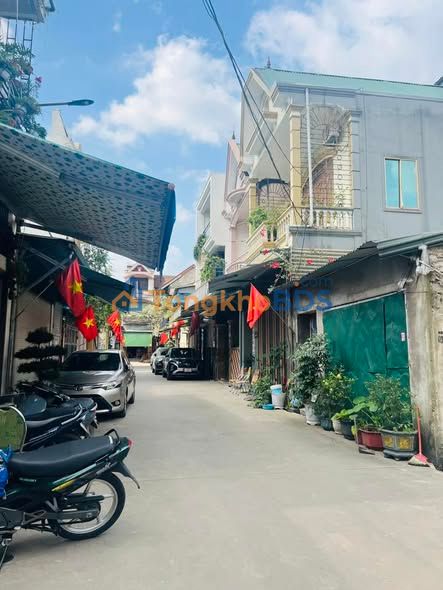 Bán Đất Mặt Tiền 5.5m Sát Chợ Vinh, 87m² - Đường 2 Ô Tô Tránh