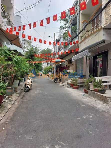 Nhà 3 Tầng KDC Bình Phú, Q8 - 40m² (3PN) Giá 7.3 Tỷ