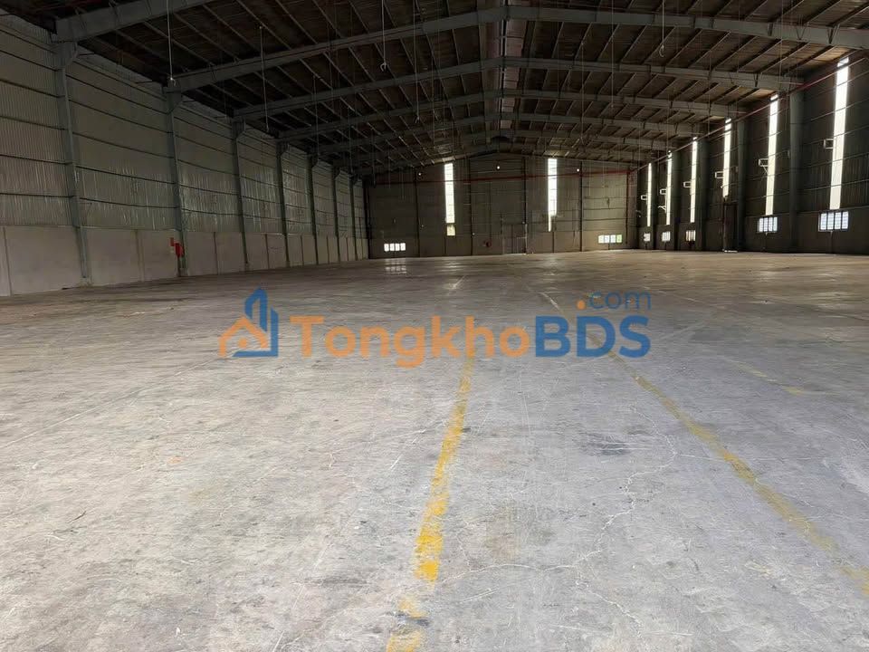 Nhà Xưởng 5.800m² Tân Uyên, Bình Dương - Container Ra Vào Thoải Mái