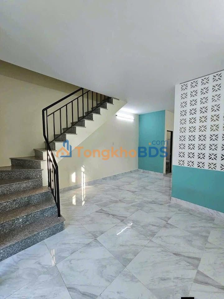 Nhà Lầu Trệt Mới 2PN Đường Xe Tải P.Bình Nhâm - Giá 5 Triệu/Tháng