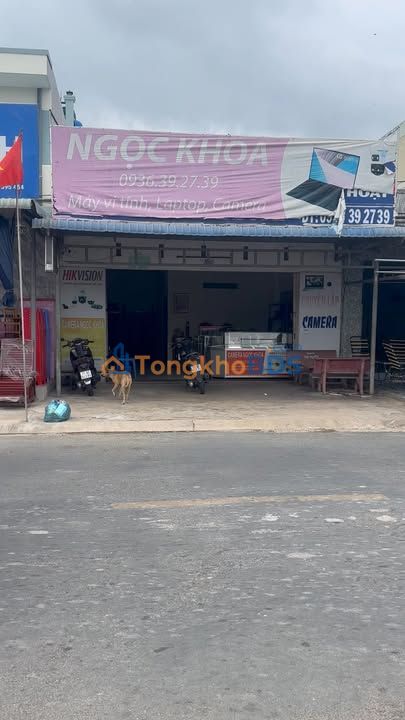 Nhà Mặt Tiền Đường Tỉnh 885, Giồng Trôm - 200m² Giá 2.5 Tỷ