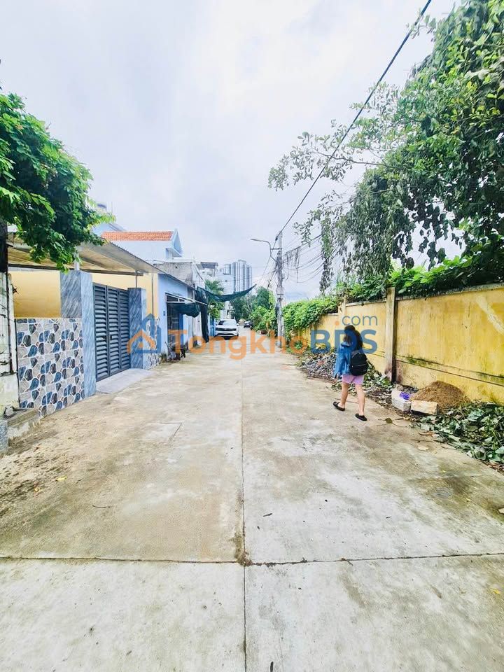 Nhà Mặt Tiền Sử Hy Nhan, Nha Trang - 100m², 3 Tầng, 2 Phút Ra Biển