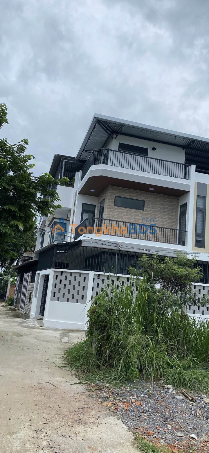 Đất nền Phú Thạnh, Vĩnh Thạnh 71.8m² - Sổ đỏ sẵn, giá 1.79 tỷ