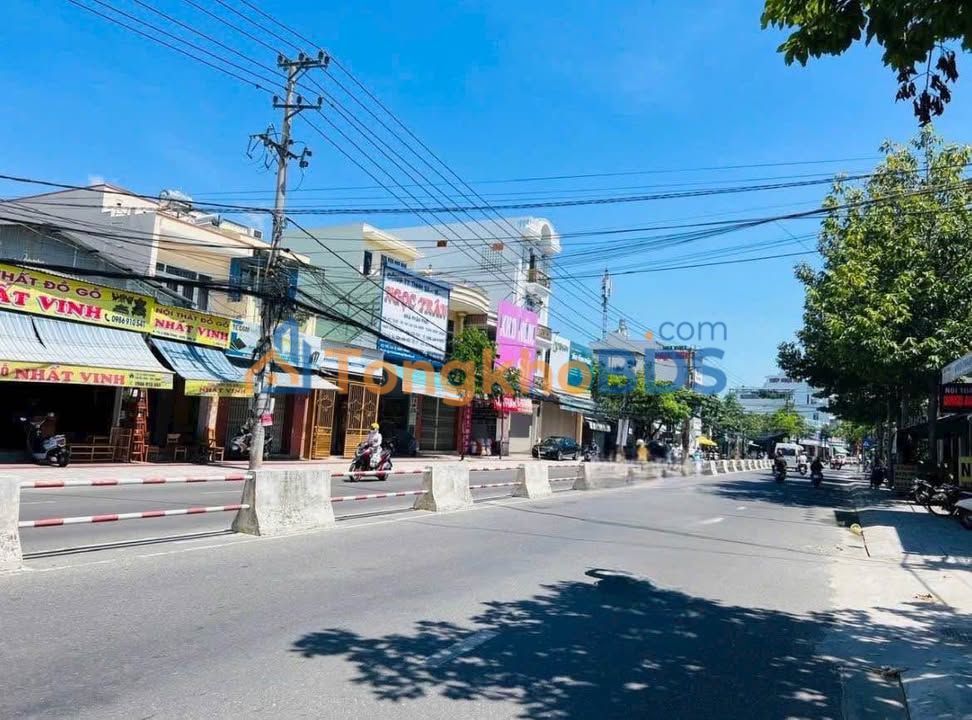 Bán đất mặt tiền Lê Hồng Phong, Nam Nha Trang 80m², có nhà cho thuê 10tr/th