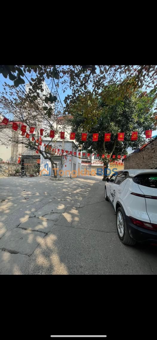 Nhà Mặt Tiền Linh Đàm 30m² - Lô Góc Kinh Doanh - Oto Tránh