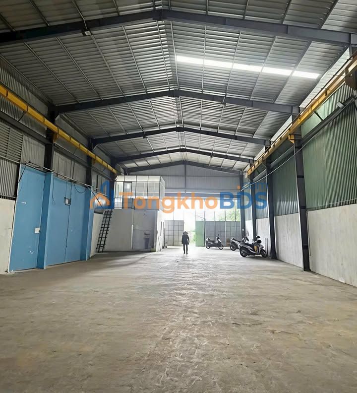 Cho thuê xưởng 750m² Thuận An, Bình Dương - Container vào tận nơi