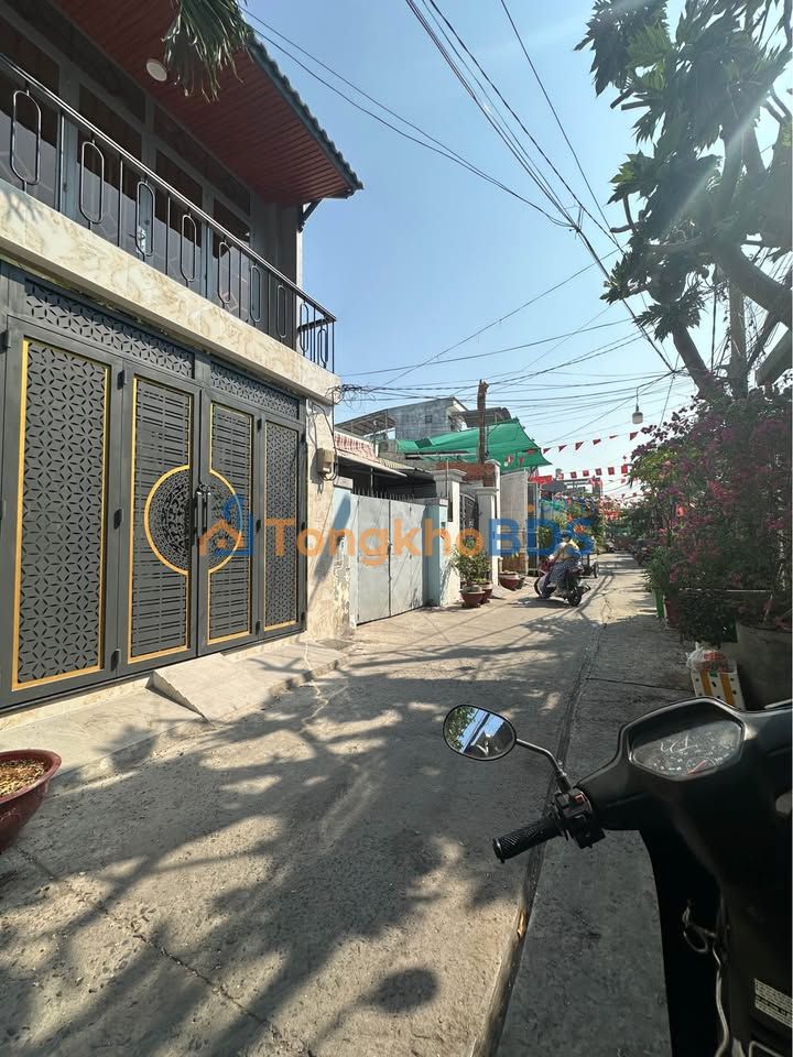 Nhà Hẻm Xe Hơi Phạm Hùng, Q8 - 96m² Sổ Hồng Riêng, 4PN