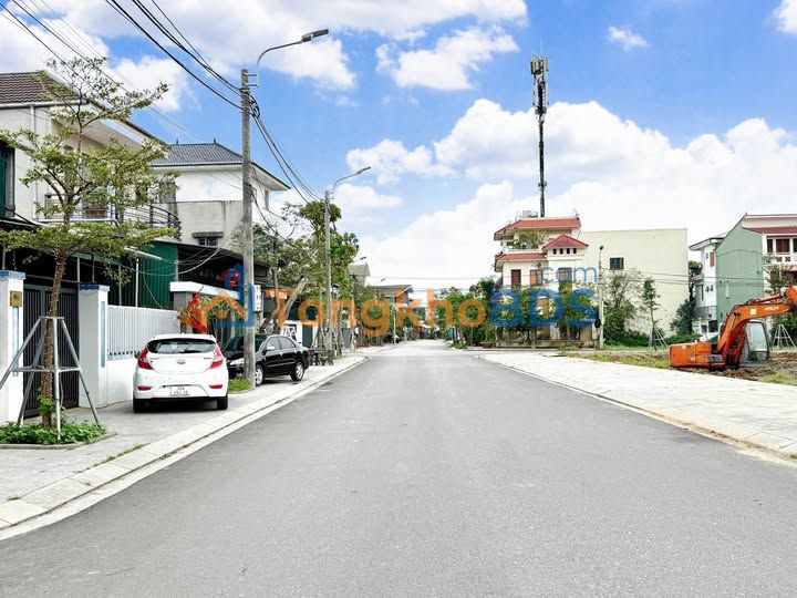 Bán Đất Vàng Nguyễn Du, TP Hà Tĩnh 240m² - Tặng Nhà 1 Tầng