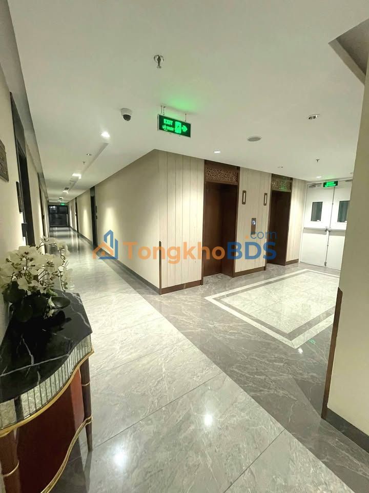 Chung cư Miracle Nguyên Hồng 70m² - View Hồ Thành Công, Dòng Tiền 20 Triệu/Tháng