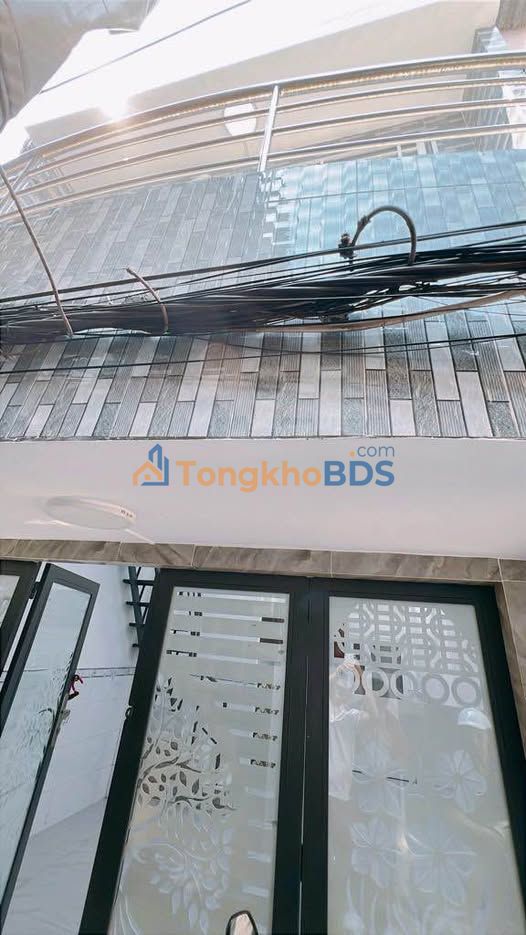 Nhà Hẻm 232 Đoàn Văn Bơ, Q4 - 45.5m² Hoàn Công, Giá 2.6 Tỷ