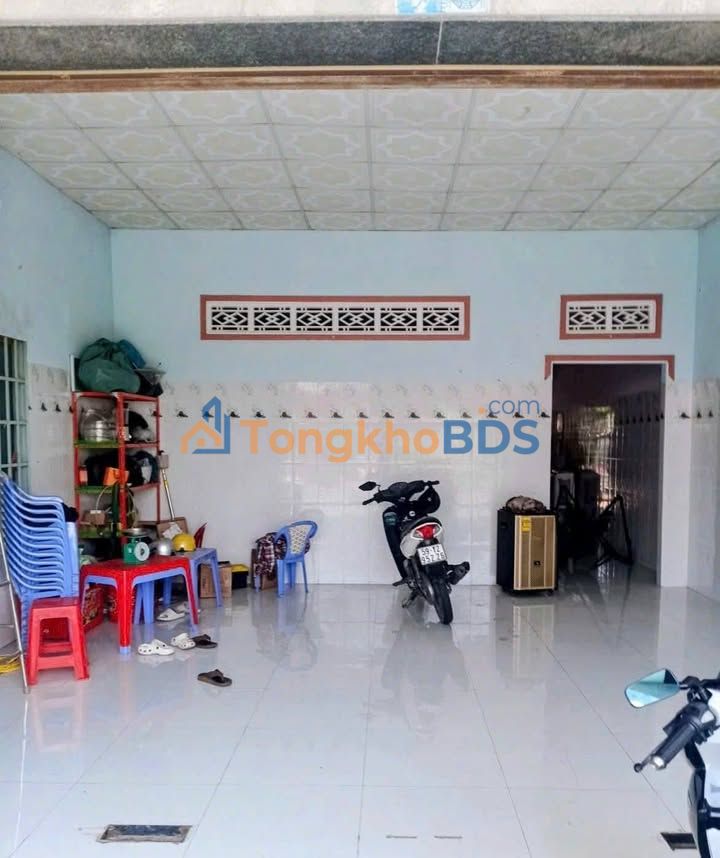 Nhà Mặt Tiền Tỉnh Lộ 9 Đức Hòa 246m² - Giá Ngộp 3.5 Tỷ