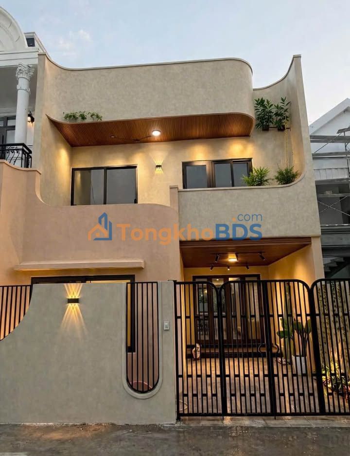 Nhà 2 Tầng Kiệt 82 Quảng Tế - 100m² Full Nội Thất, Sổ Hồng, Giá 3.65 Tỷ