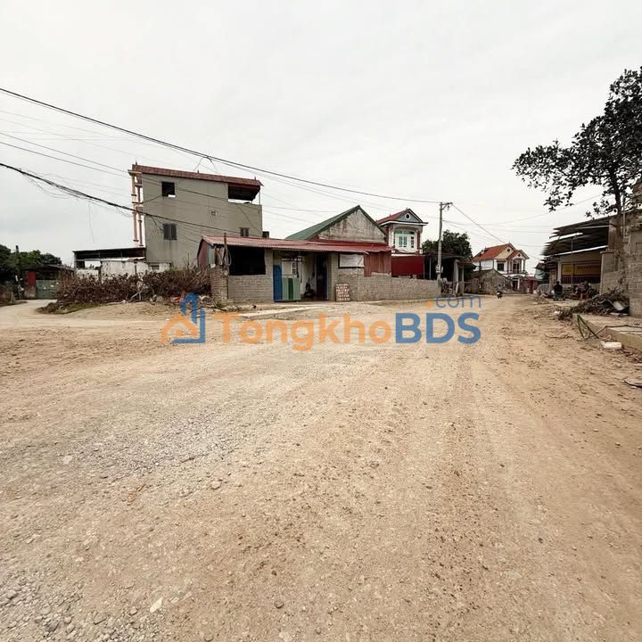 Đất Lô Góc 130m² Lương Phong, Bắc Giang - Kinh Doanh Sầm Uất, Giá 2.59 Tỷ