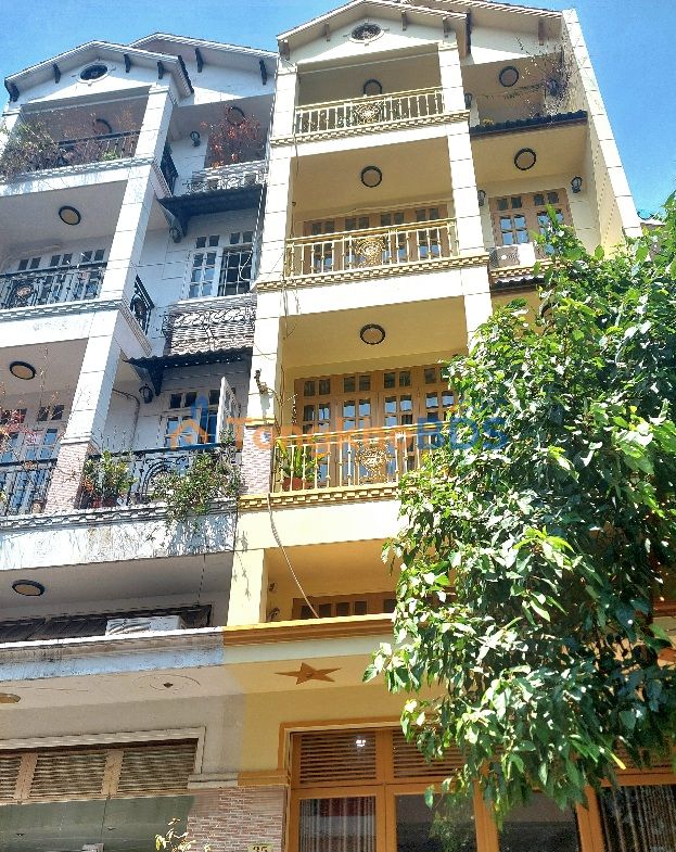 Nhà Mặt Tiền Kinh Doanh Phan Xích Long, 5 Tầng, 62m², 2 Mặt Tiền - 20 Tỷ