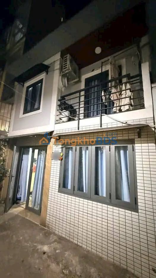 Nhà 2 tầng cho thuê đường Tân Chánh Hiệp 36, Q12 - 5 Triệu/tháng