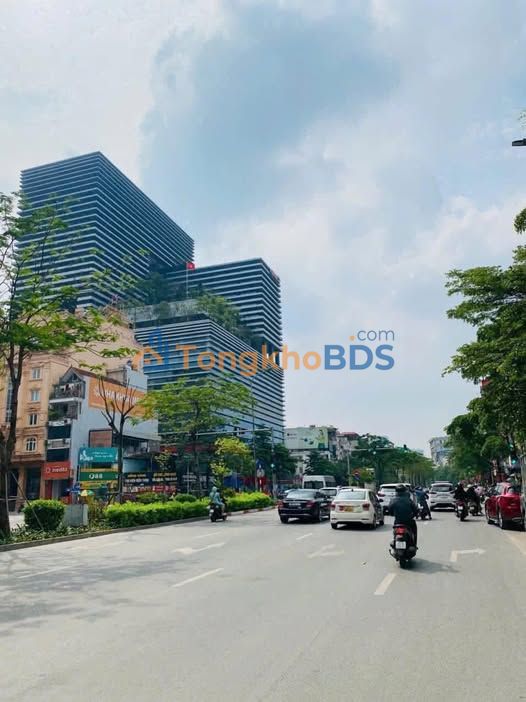 Nhà Mặt Ngõ Xã Đàn 80m² - Ô Tô Vào Nhà, Kinh Doanh Tốt