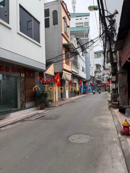 Nhà Mặt Phố Trần Quý Cáp 25m² - Kinh Doanh Sầm Uất - 7.2 Tỷ