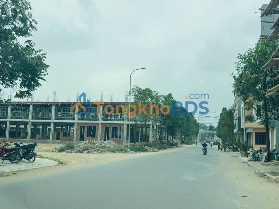 Nhà 95m² Phường Đông Hương, Thanh Hóa - View Cầu Đèn Độc Đáo, Sổ Hồng Sẵn Sàng