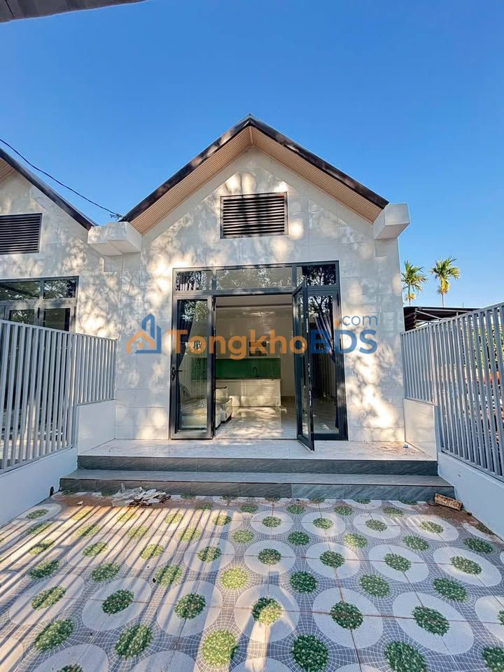 Nhà Liền Kề Hẻm 303 Ywang, BMT - 117m² Giá 1.3 Tỷ, Sẵn Nội Thất