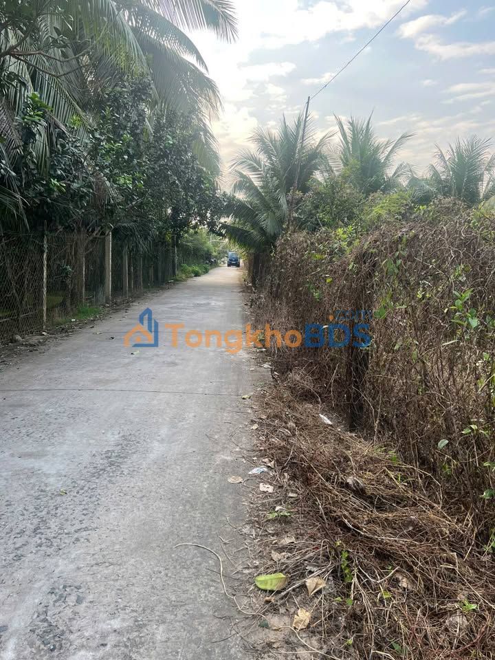 Đất nền 2 mặt tiền 1890m² Phường 10, Mỹ Tho - Giá 8 tỷ, Cơ hội đầu tư