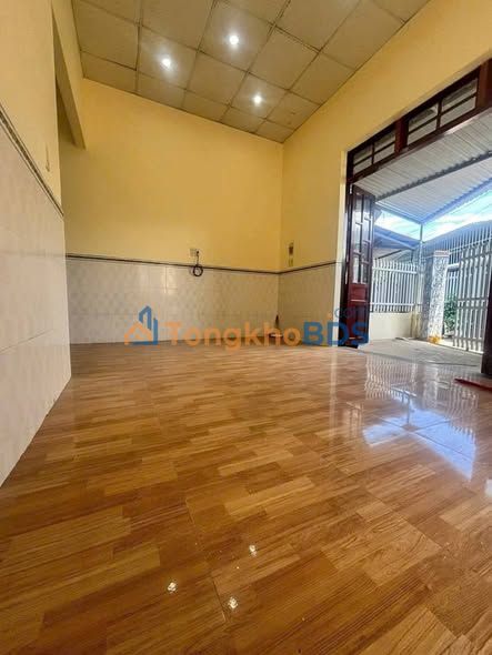 Nhà Cho Thuê Diên Khánh 2PN, Giá 2 Triệu/Tháng - Sẵn Sàng Dọn Vào Ở Ngay