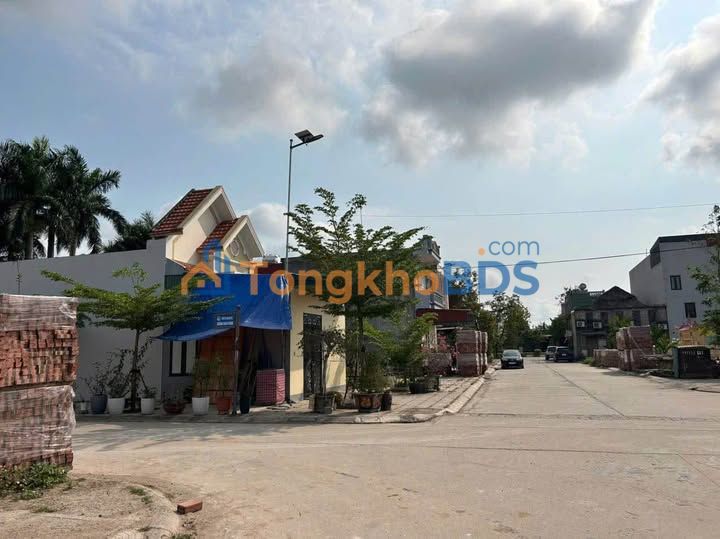 Đất Lô Góc Kinh Doanh Trung Tâm Yên Giang, Quảng Yên - 101.6m² Giá 3.2 Tỷ