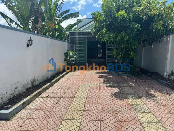 Mặt Tiền Huyện Lộ 25C Vĩnh Long 296m² - Giá 2.65 Tỷ, Sẵn Nhà Ở Ngay