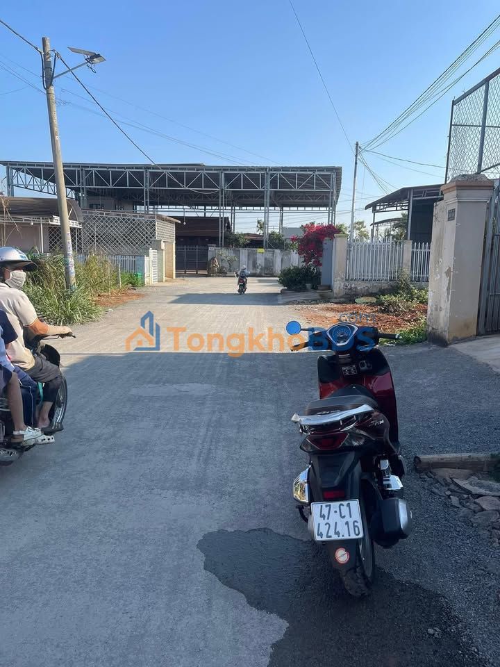 Nhà 165m² Đường Nơ Trang Long, Buôn Hồ - Giá 2.5 Tỷ, Sẵn Sàng Định Cư