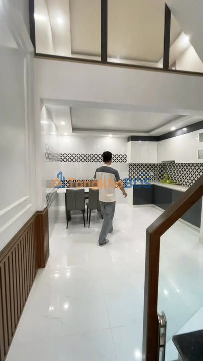 Nhà Mặt Tiền Nguyễn Hữu Tuệ 67m² Kinh Doanh Sầm Uất